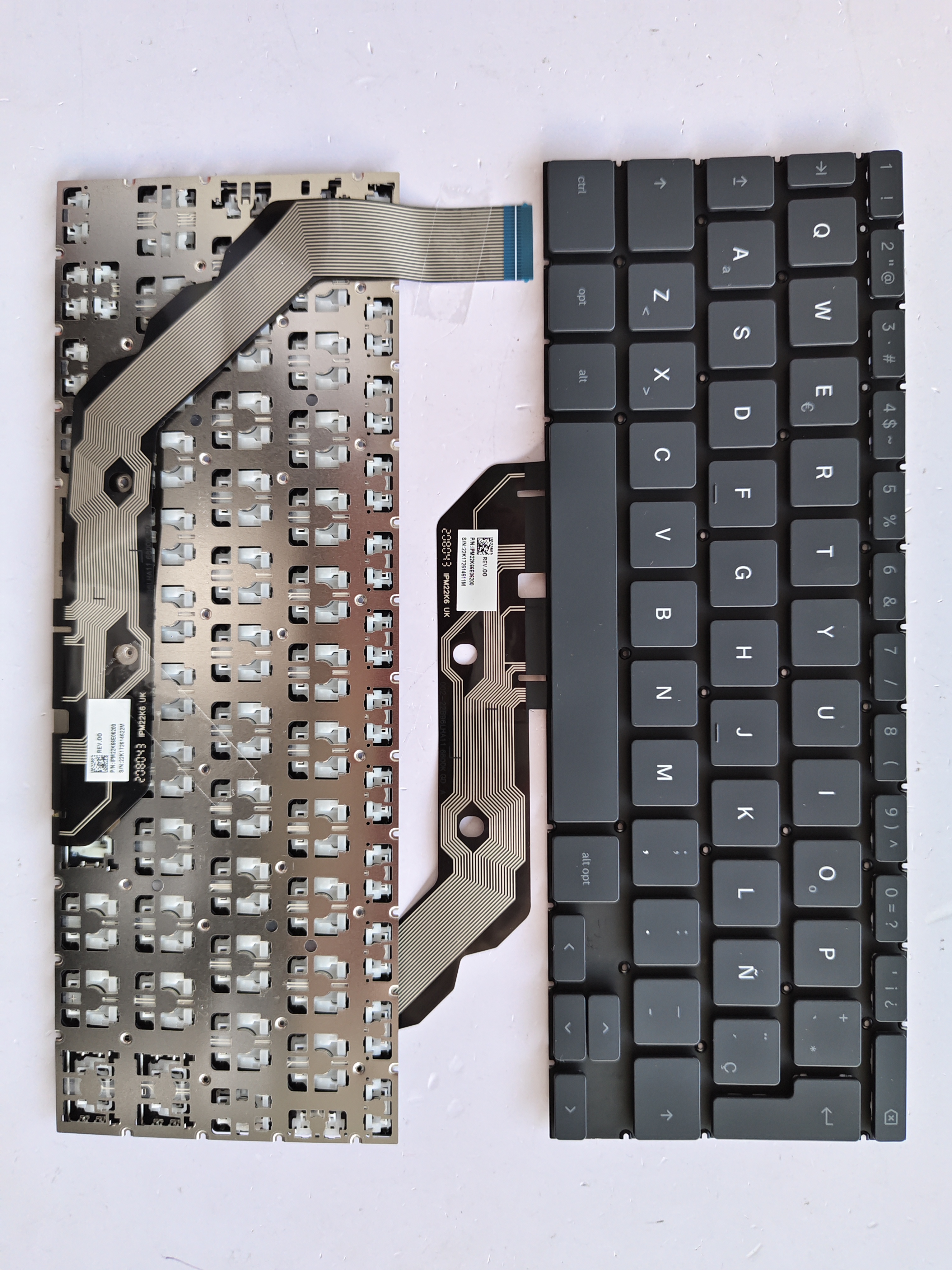 Picture of New Replacement Laptop Keyboard For N/A IPM 22K6/002-22B96LHA11 6800KGD A Grey SP Layout